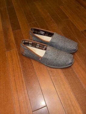 Women’s  Gray Slip-On Casual Shoes